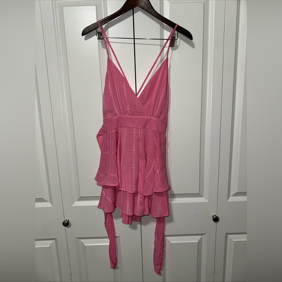Pink Lily Pants - Pink Lily Spaghetti Strap Sleevelss Romper Pink M